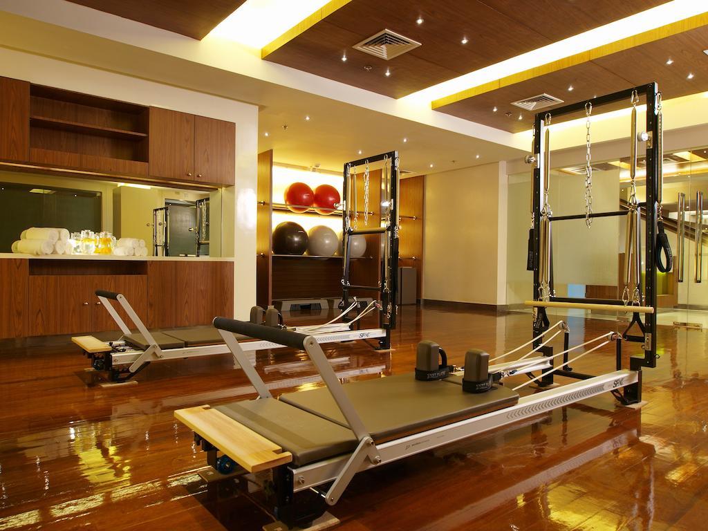 The Manila Hotel Екстериор снимка Pilates studio